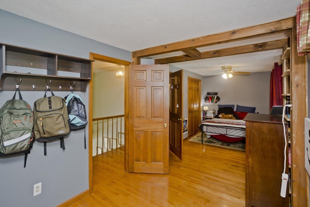 82 Pilgrim Road East Longmeadow, MA 01028 - Photo 27 of 42