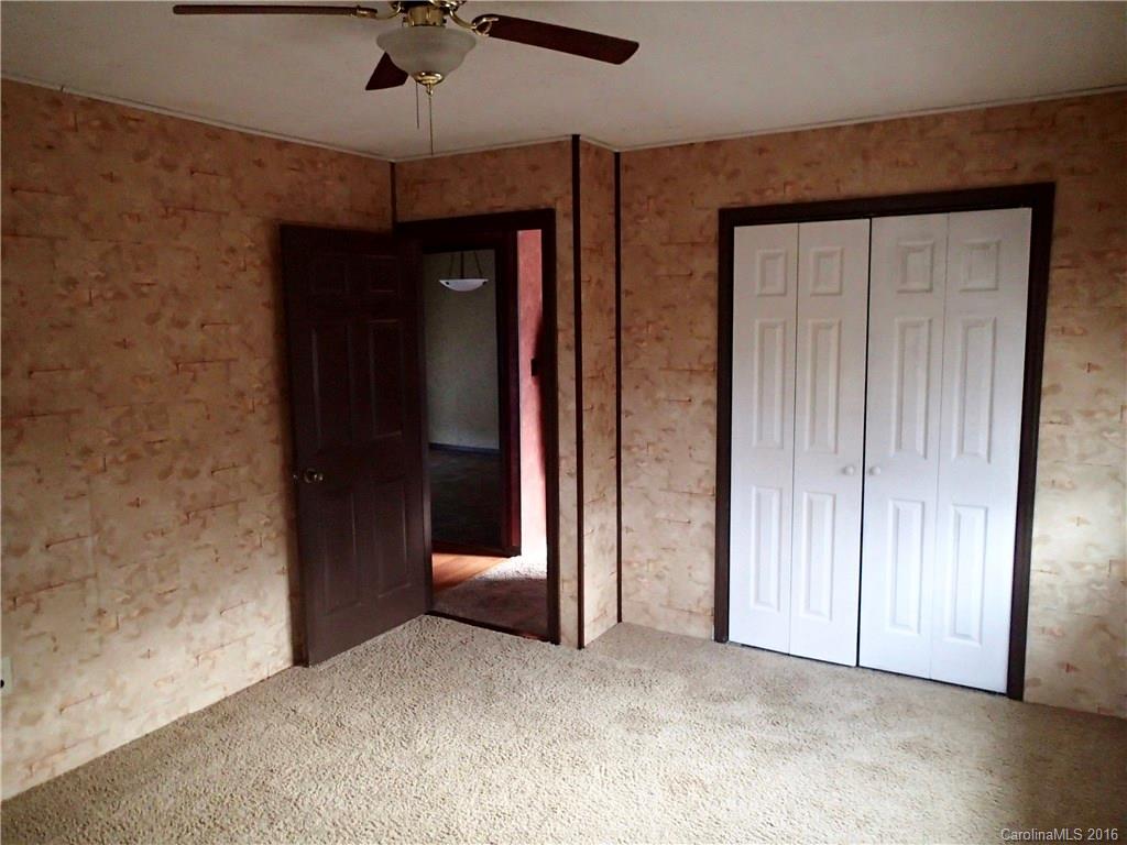127 Craig Road Mooresboro, NC 28114 - Photo 2 of 13 Gallery Image 2