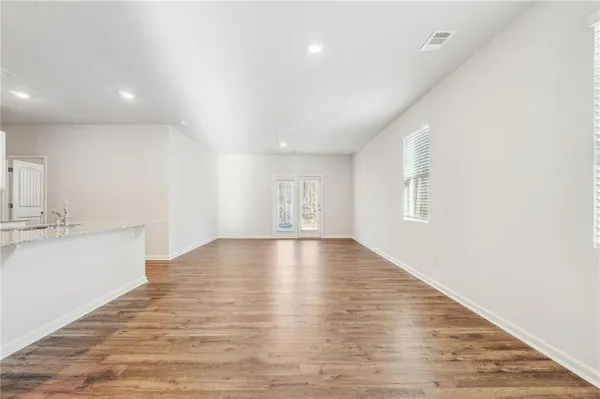 $2,400 | 207 Whitewood Drive, Dawsonville, GA 30534