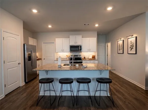 $2,400 | 207 Whitewood Drive, Dawsonville, GA 30534