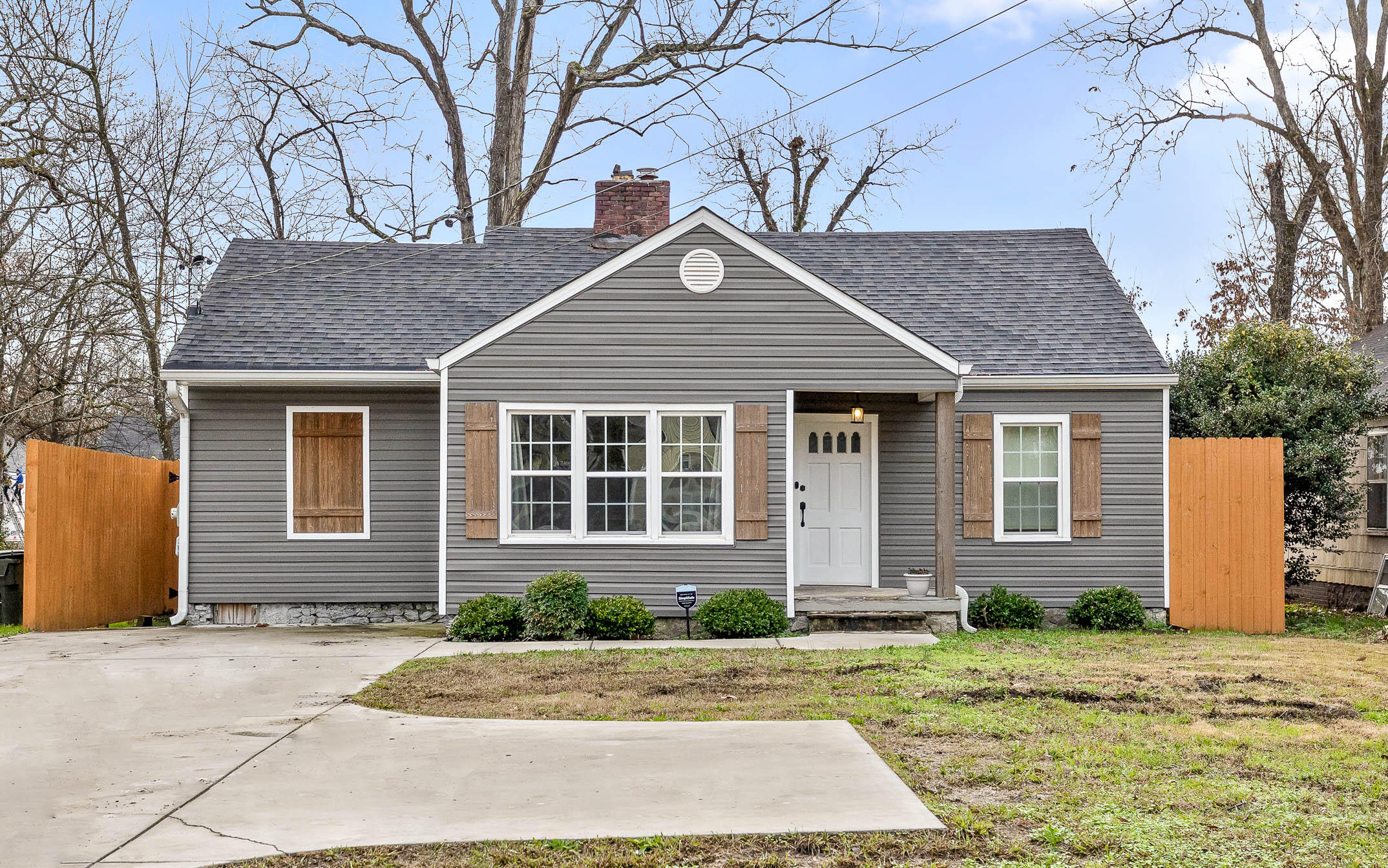 1_N Moore Rd