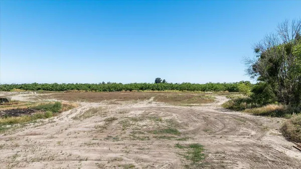 $989,000 | 28060 South Airport Way, Manteca, CA 95337