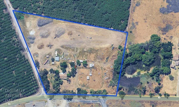 $989,000 | 28060 South Airport Way, Manteca, CA 95337