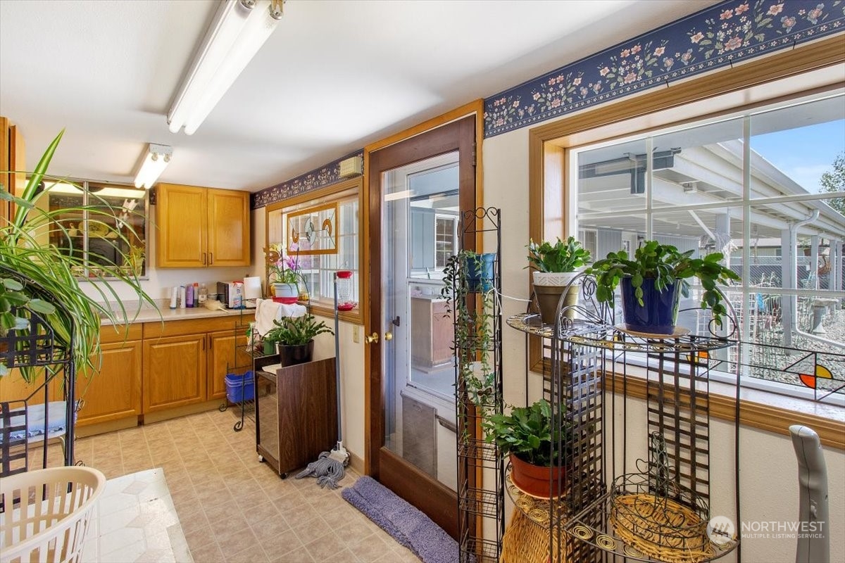3504 Ahtanum Road Yakima, WA 98903 - Photo 10 of 40 Gallery Image 10