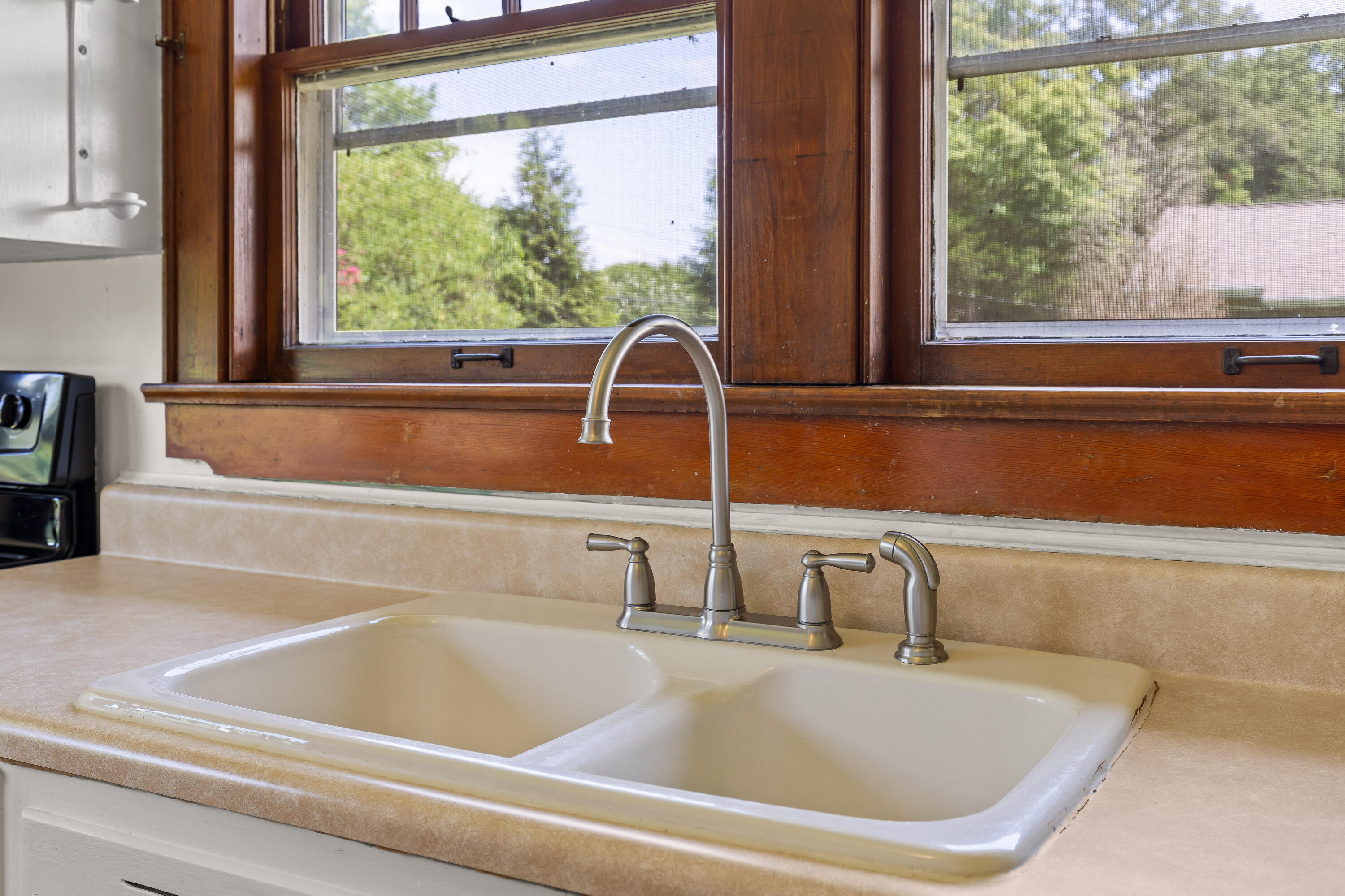 6801 Tyner Road Chattanooga, TN 37421 - Photo 21 of 40 Kitchen Sink