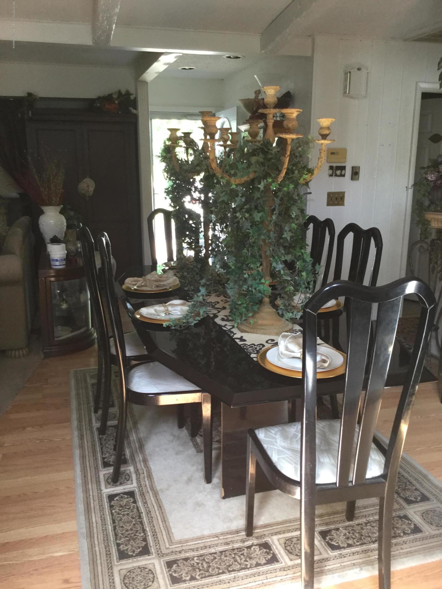 3275 Ridgeway Road Manchester Township, NJ 08759 - Photo 9 of 11 Dining