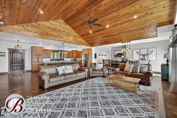 $905,000 | 2805 Croydon Drive, Casper, WY 82609