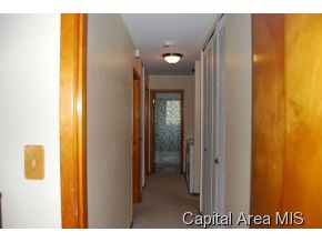 88 Windsor Road Springfield, IL 62702 - Photo 13 of 19