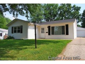 88 Windsor Road Springfield, IL 62702 - Photo 3 of 19