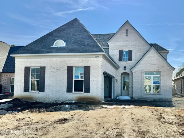 $379,900 | 3491 Hatton Drive, Nesbit, MS 38651