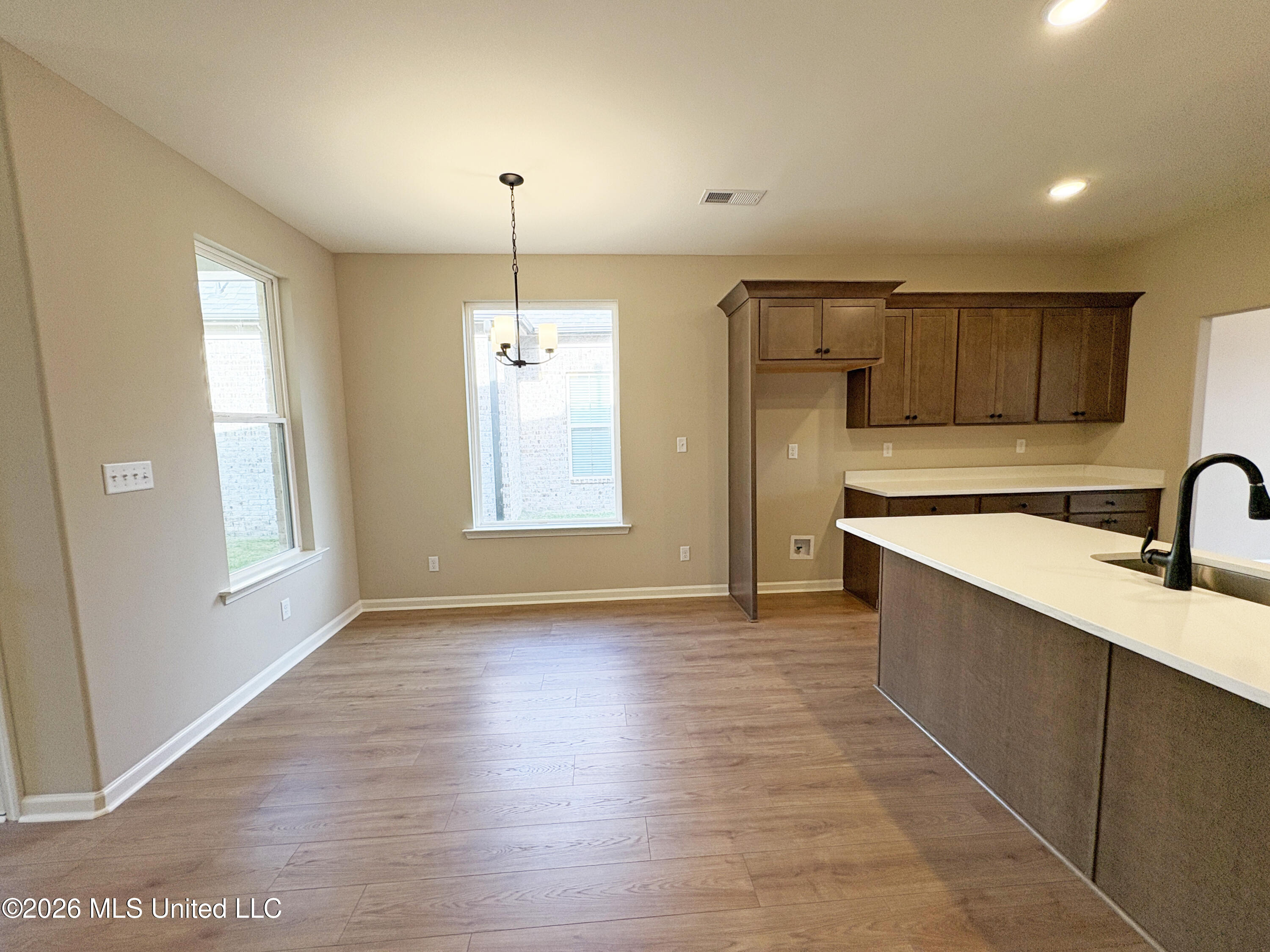 3491 Hatton Drive Nesbit, MS 38651 - Photo 6 of 20 Breakfast Area