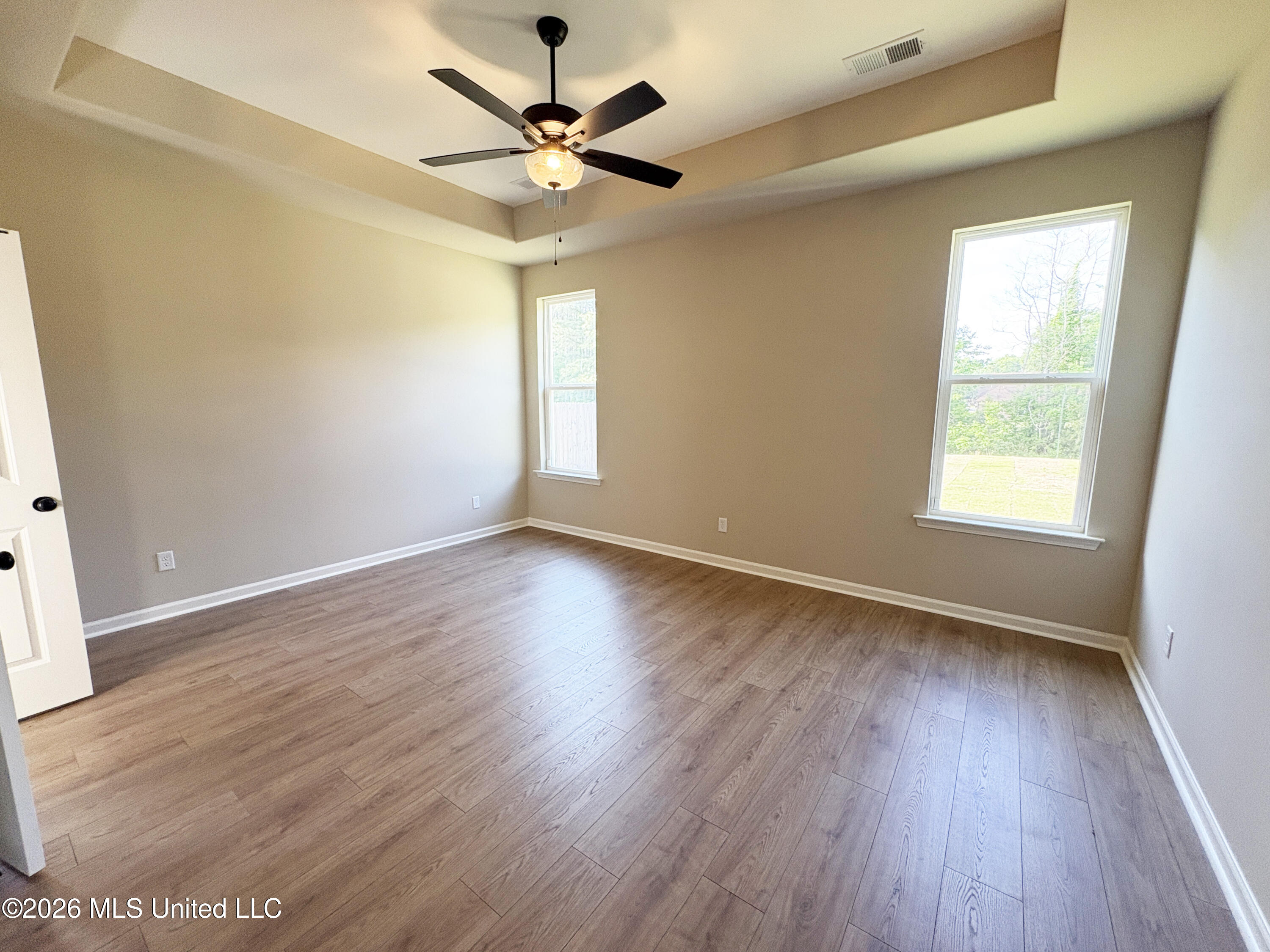 3491 Hatton Drive Nesbit, MS 38651 - Photo 8 of 20 Primary Bedroom