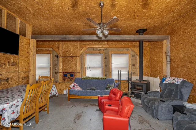 $279,999 | 5638 Highway 28N, Newcomb, NY 12852