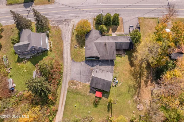 $279,999 | 5638 Highway 28N, Newcomb, NY 12852