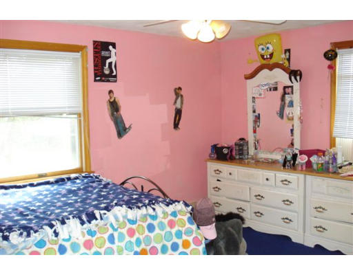 33 Lake Road Waltham, MA 02451 - Photo 8 of 10 Gallery Image 8