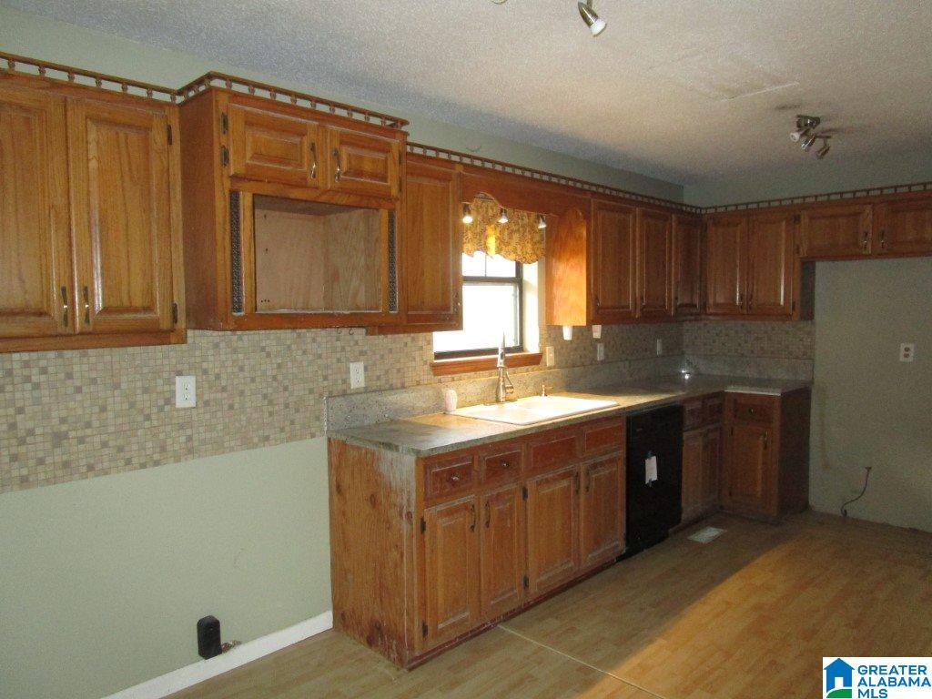 205 Burnwell Road Quinton, AL 35130 - Photo 7 of 24