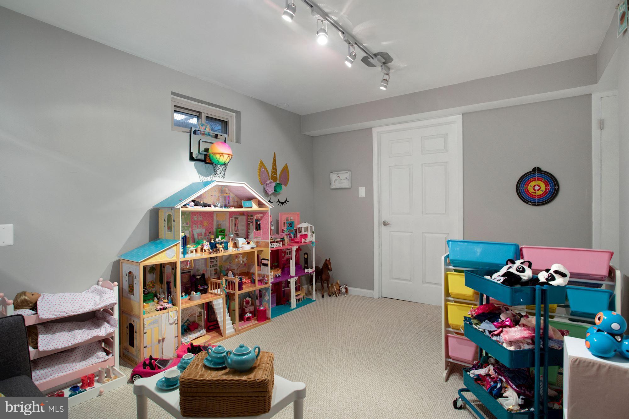 2330 Old Trail Drive Reston, VA 20191 - Photo 24 of 29