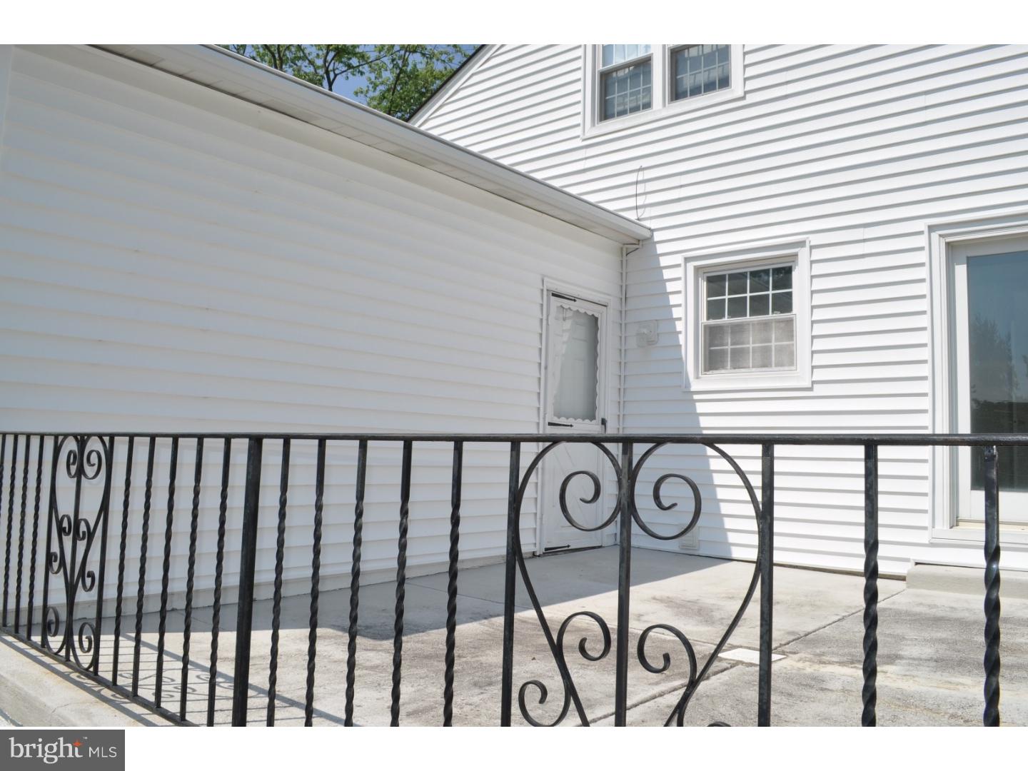 913 Twining Road Dresher, PA 19025 - Photo 14 of 18 Patio