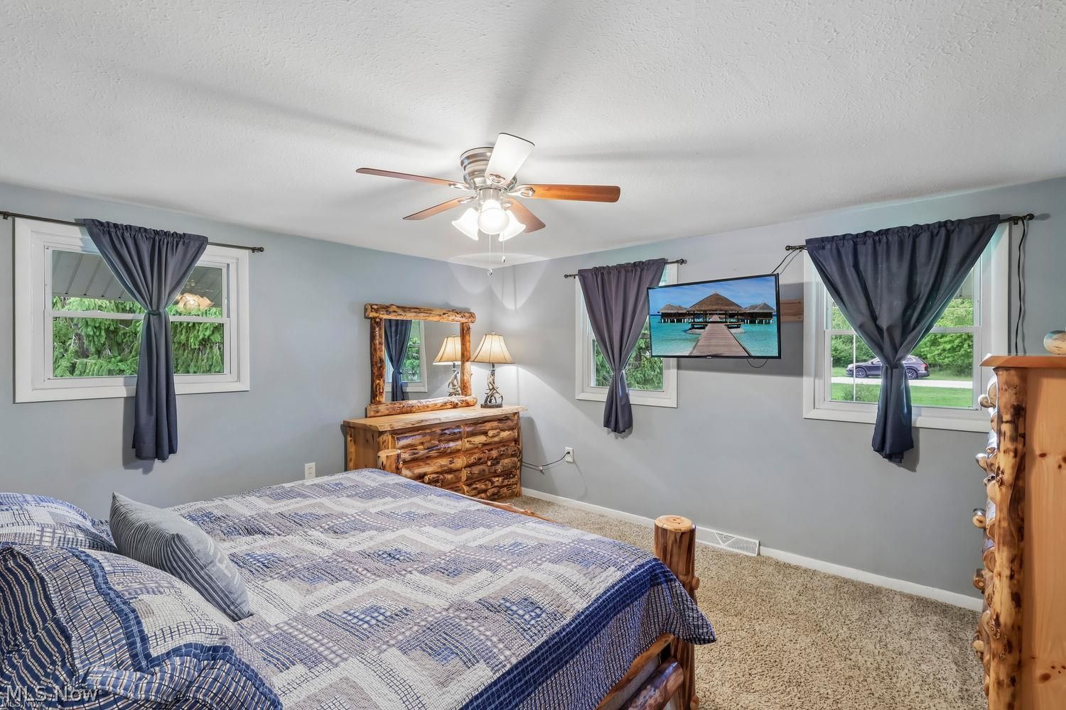 17570 Hicks Road Walton Hills, OH 44146 - Photo 14 of 45