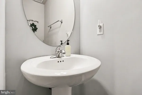 $449,000 | 379 Moon Shadow Lane, Louisa, VA 23093