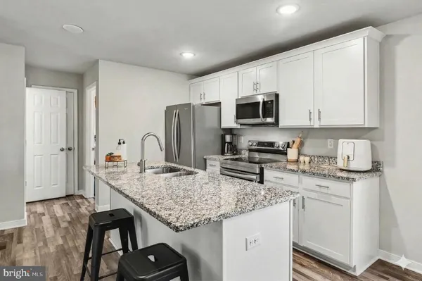 $449,000 | 379 Moon Shadow Lane, Louisa, VA 23093