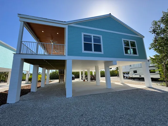 a view of a street with seating space