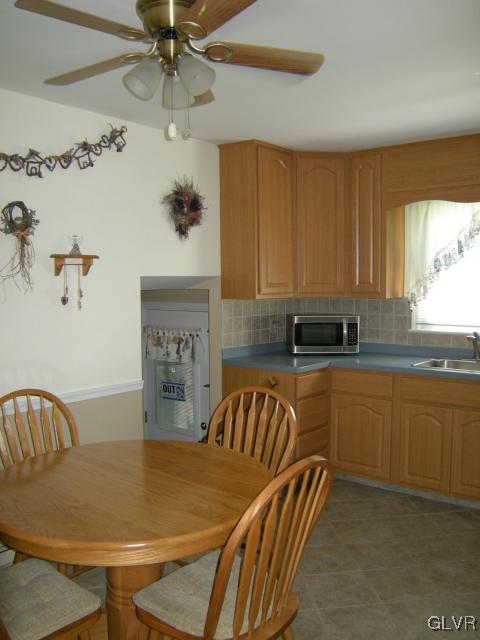 3836 Barberry Road Center Valley, PA 18034 - Photo 12 of 34 Gallery Image 12