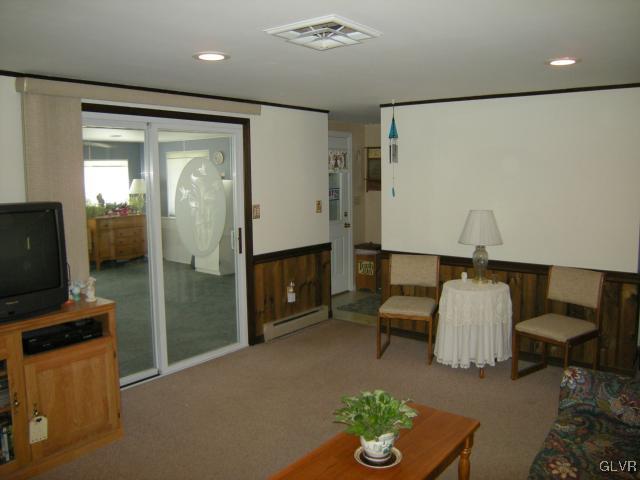 3836 Barberry Road Center Valley, PA 18034 - Photo 18 of 34 Gallery Image 18
