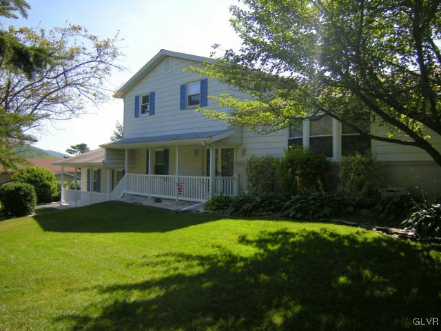 3836 Barberry Road Center Valley, PA 18034 - Photo 2 of 34 Gallery Image 2