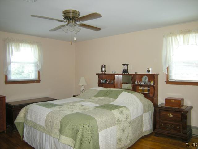 3836 Barberry Road Center Valley, PA 18034 - Photo 25 of 34 Gallery Image 25