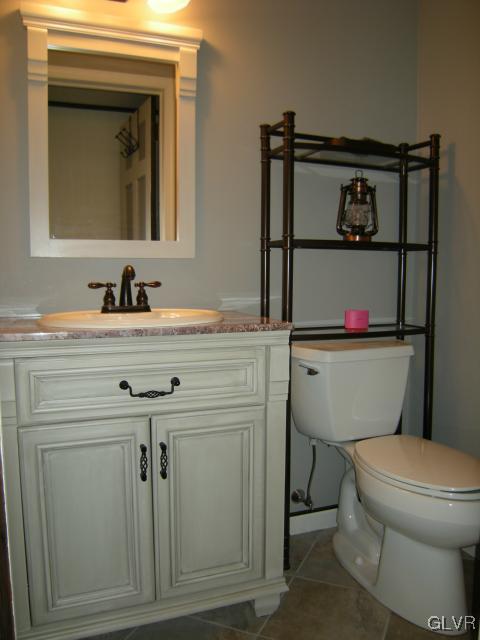 3836 Barberry Road Center Valley, PA 18034 - Photo 34 of 34 Gallery Image 34