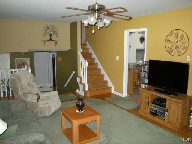 3836 Barberry Road Center Valley, PA 18034 - Photo 7 of 34 Gallery Image 7