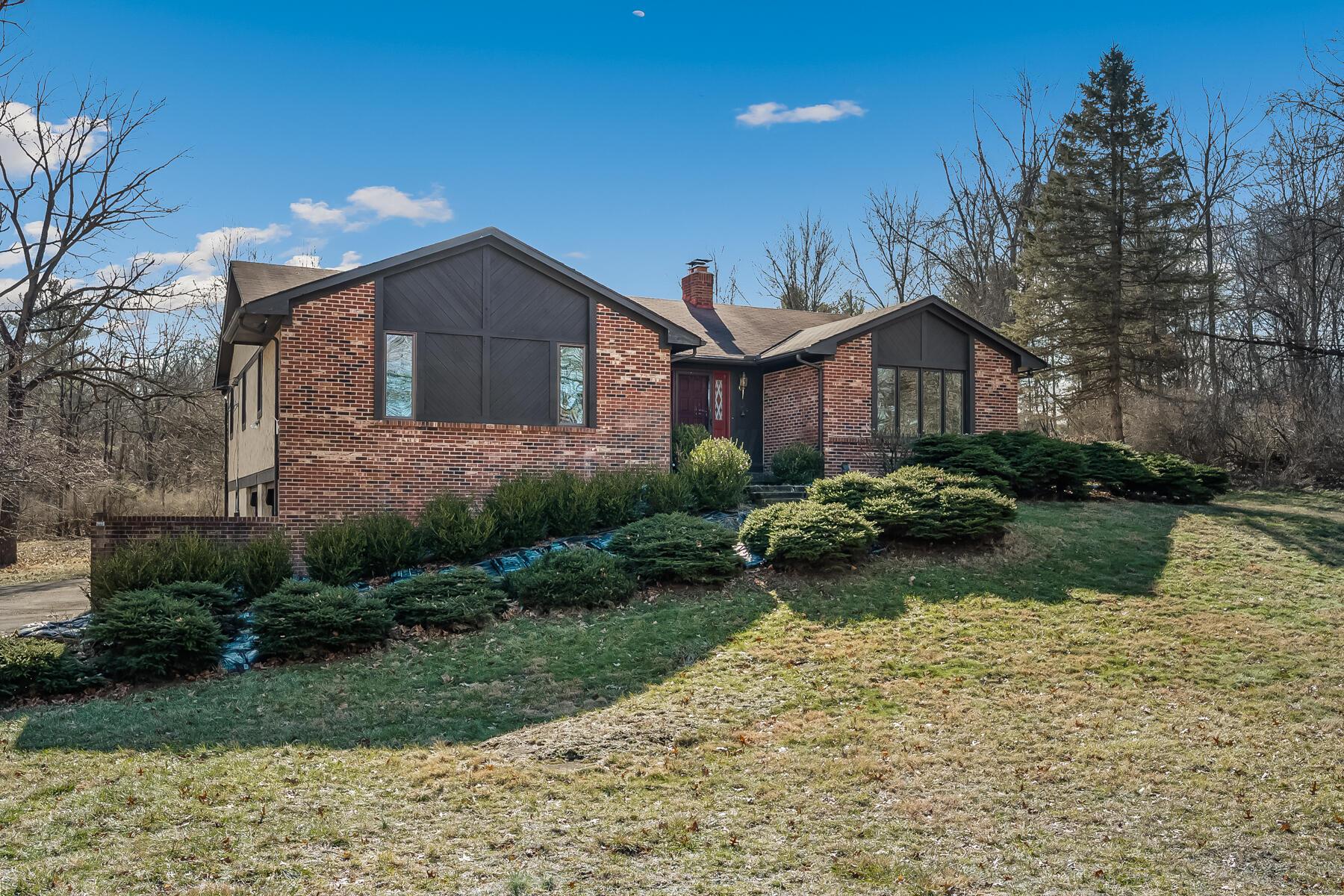 1-web-or-mls-7753 Merchant Rd-101