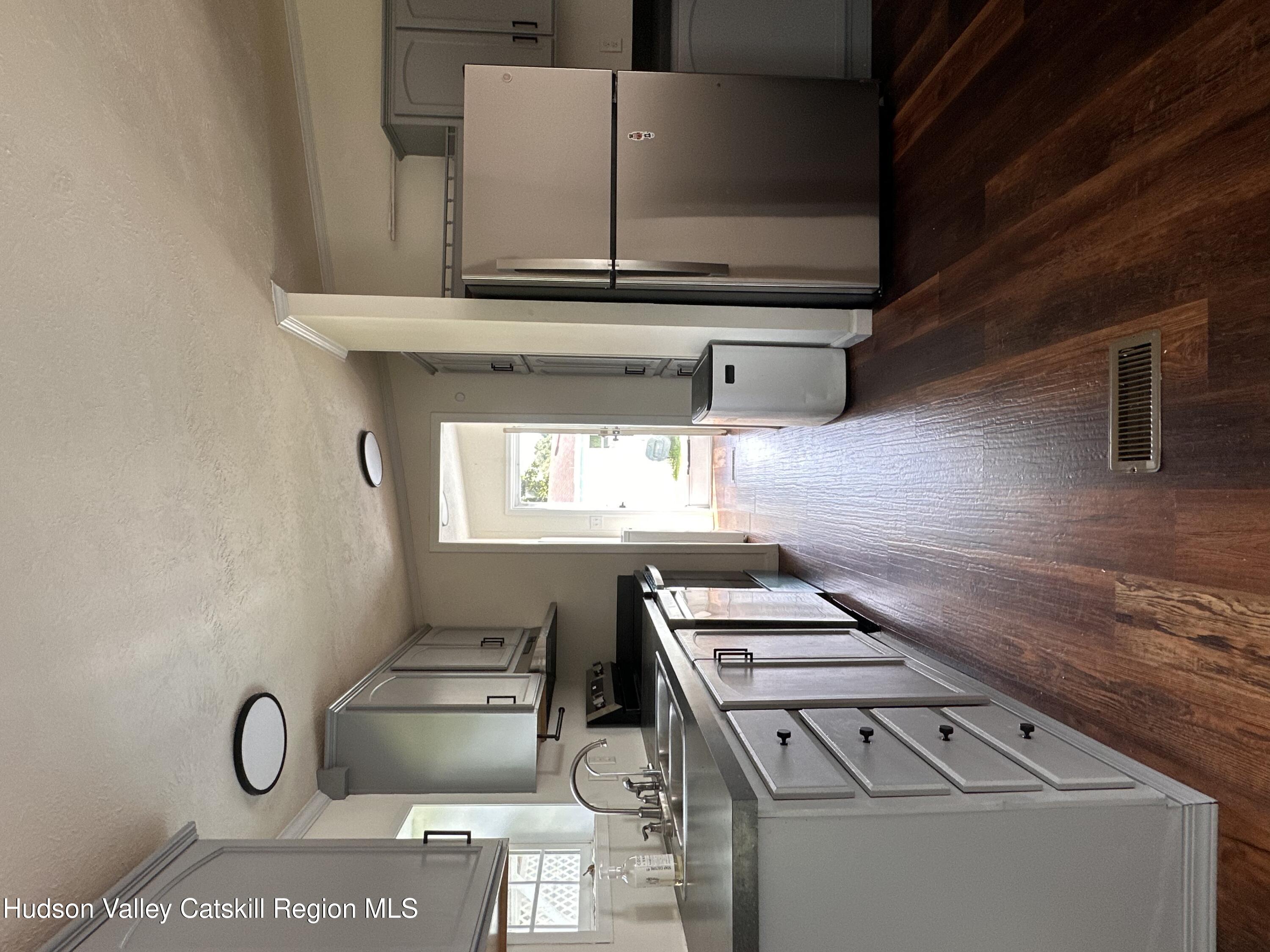 190 Gahbauer Road, Unit 14 Hudson, NY 12534 - Photo 5 of 14 IMG_1201
