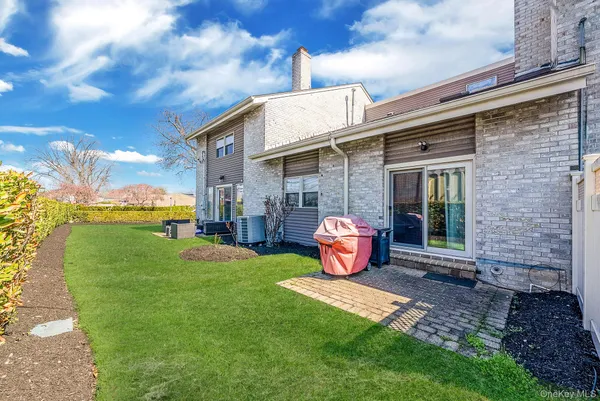 $785,000 | 2840 Nicole Court, Oceanside, NY 11572