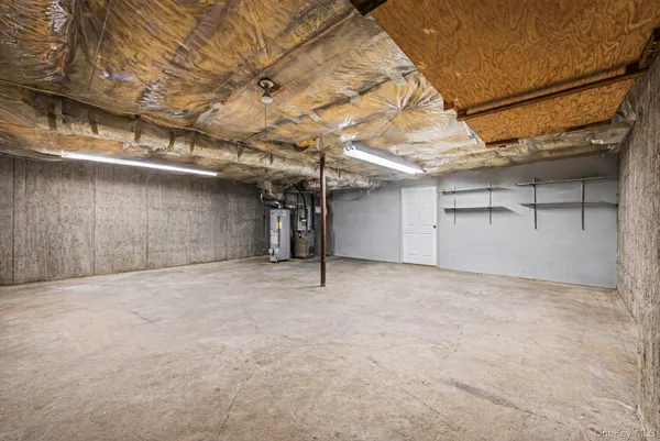 $785,000 | 2840 Nicole Court, Oceanside, NY 11572