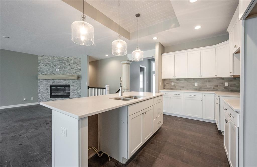 12770 Granite Ridge Circle Fishers, IN 46038 - Photo 5 of 47 Gallery Image 5
