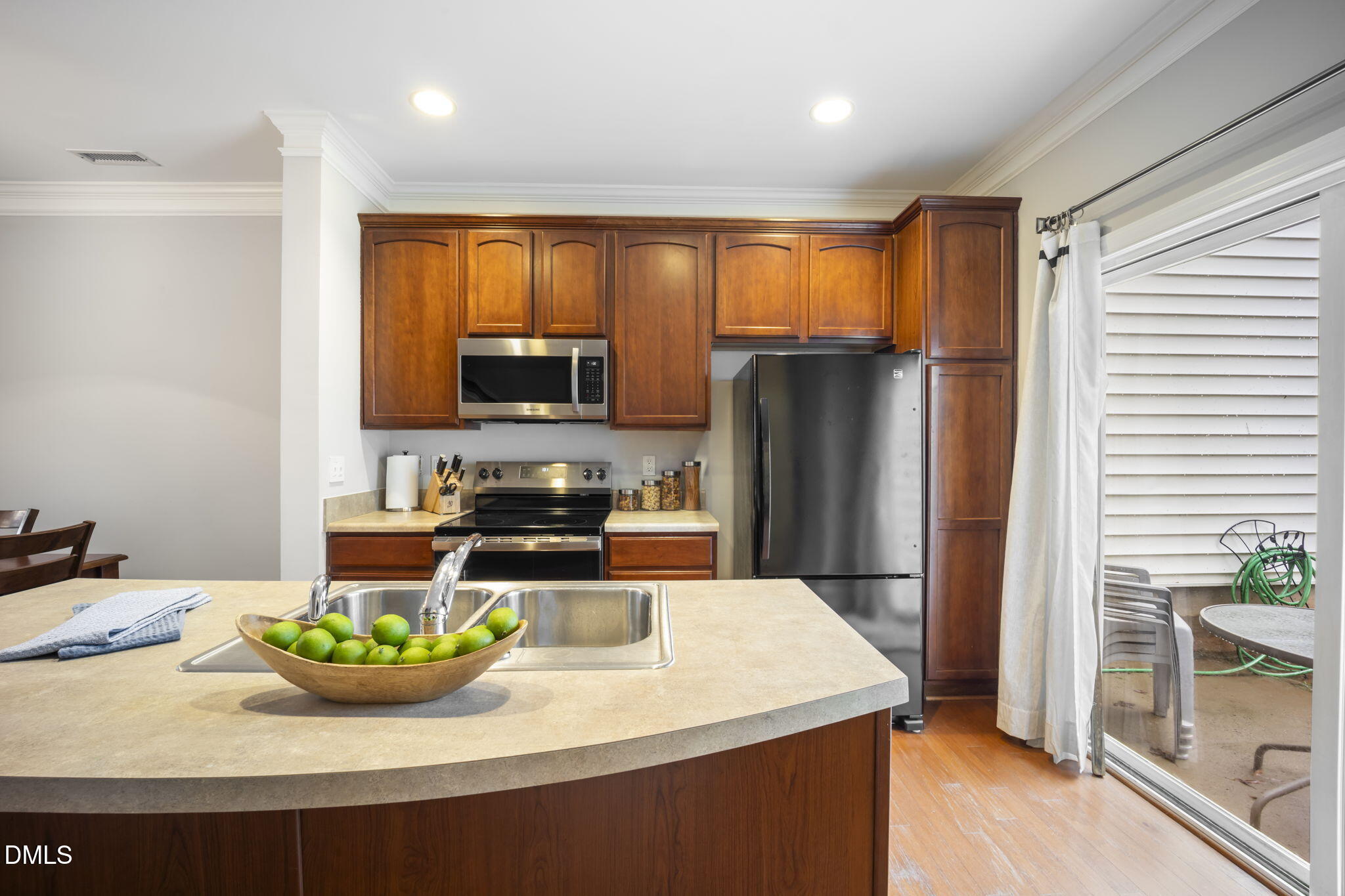 8823 Orchard Grove Way Raleigh, NC 27612 - Photo 16 of 34 11-web-or-mls-484A3961