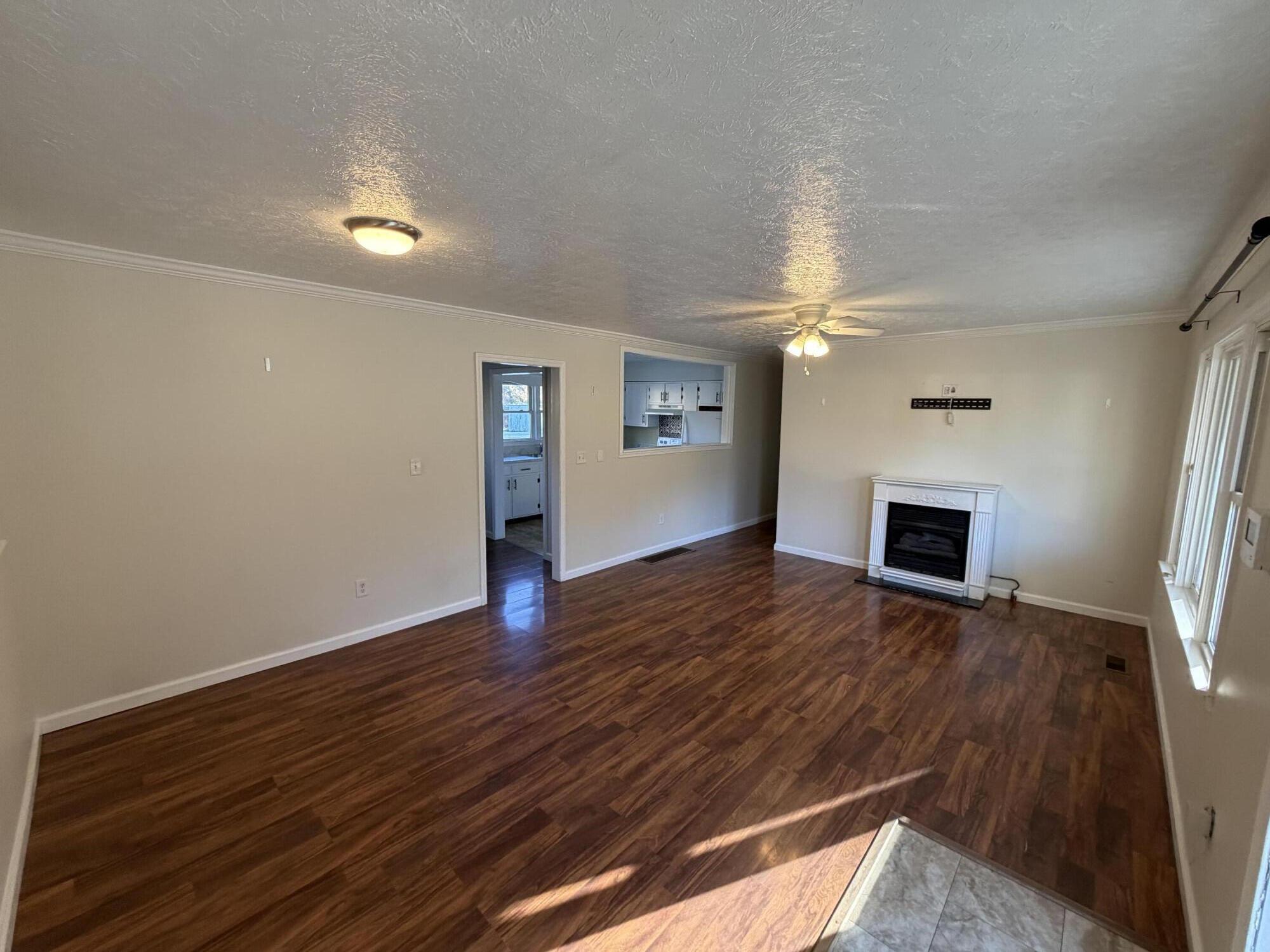 1912 Caudill Road Stanton, KY 40380 - Photo 5 of 27 IMG_0335