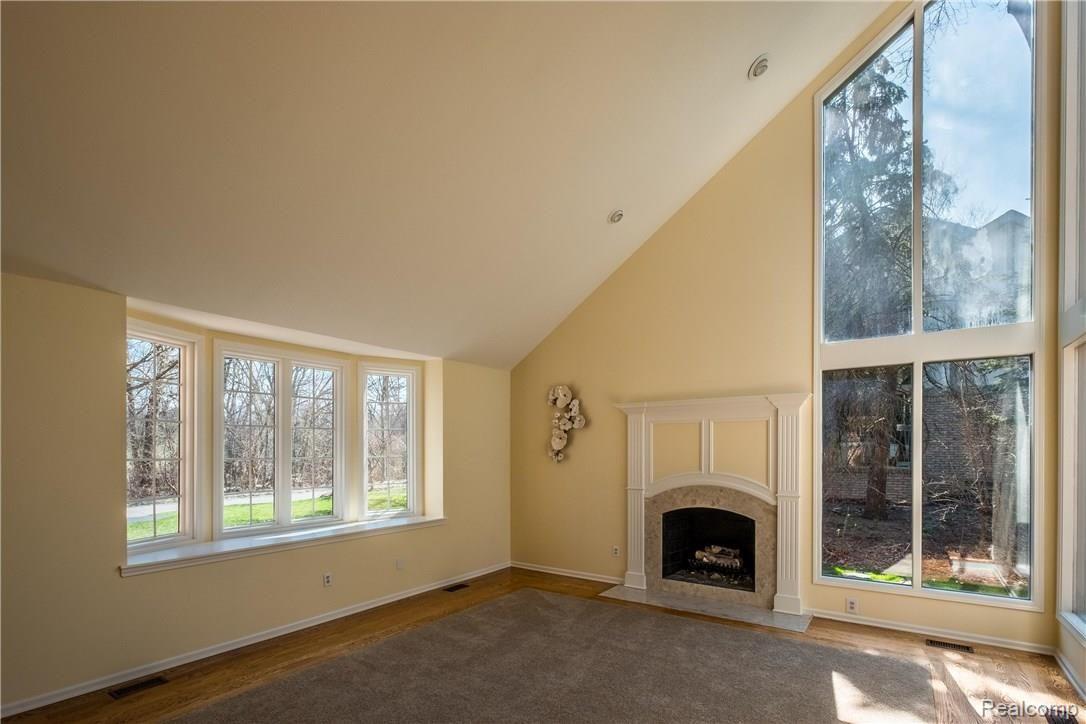 210 Devon Road Bloomfield Hills, MI 48302 - Photo 35 of 45 dulai_175-HDR.jpg