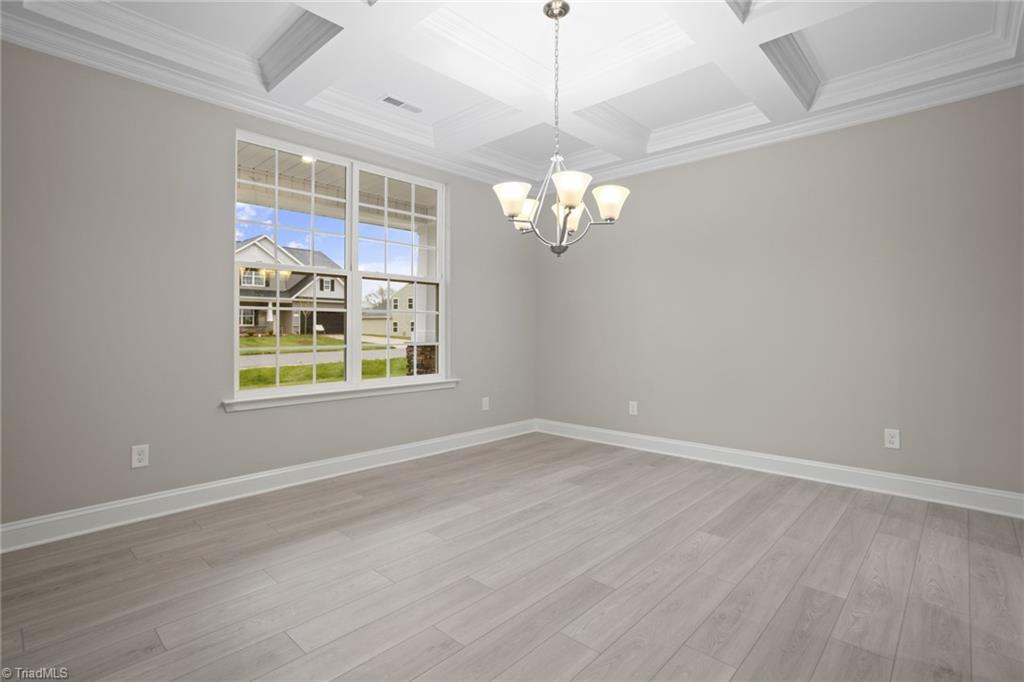 115 Red Maple Way King, NC 27021 - Photo 4 of 31 Gallery Image 4