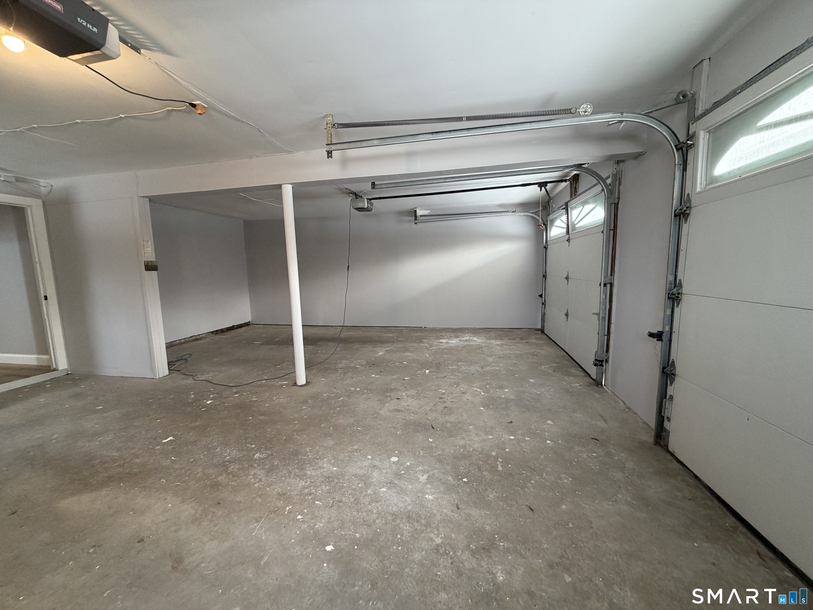 131 Pocono Road Brookfield, CT 06804 - Photo 13 of 27 a view of an empty room