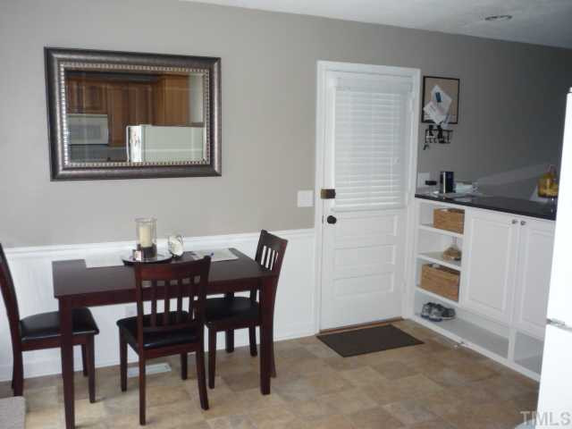 7325 Barberry Court Raleigh, NC 27615 - Photo 4 of 11 Photo 4