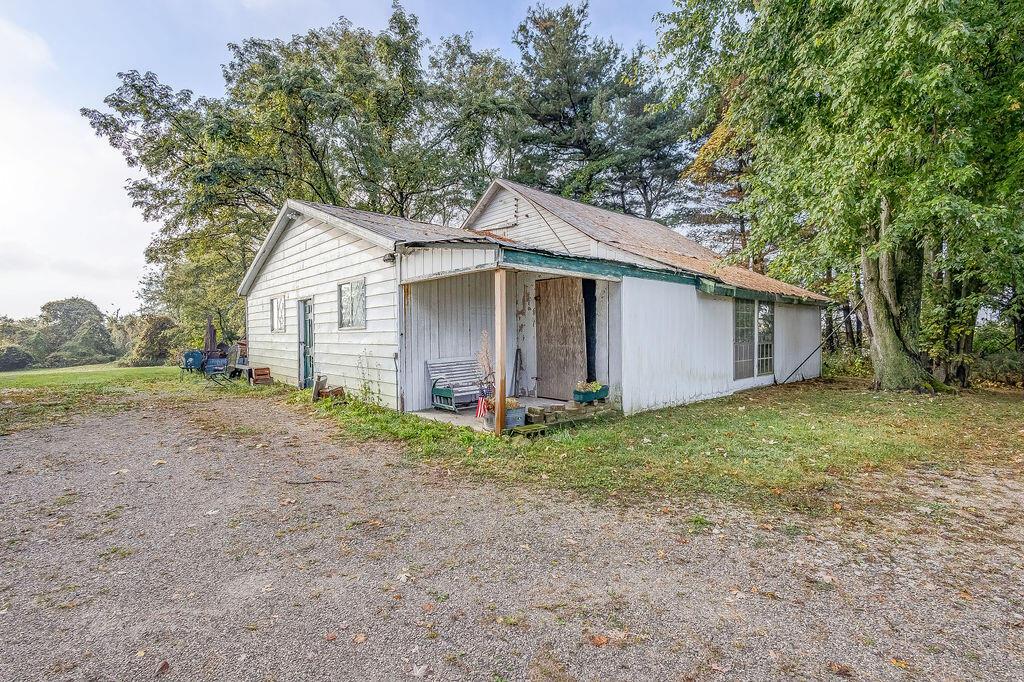 5180 Columbus Road Centerburg, OH 43011 - Photo 20 of 22 1-22