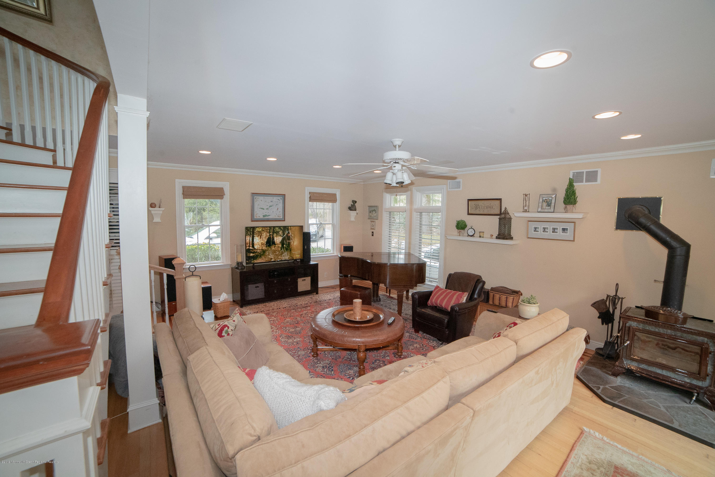 286 Everett Road Lincroft, NJ 07738 - Photo 16 of 68 DSC09942