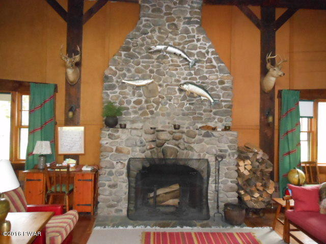851 Raymondskill Road Milford, PA 18337 - Photo 32 of 60 bl lodge living room (2)