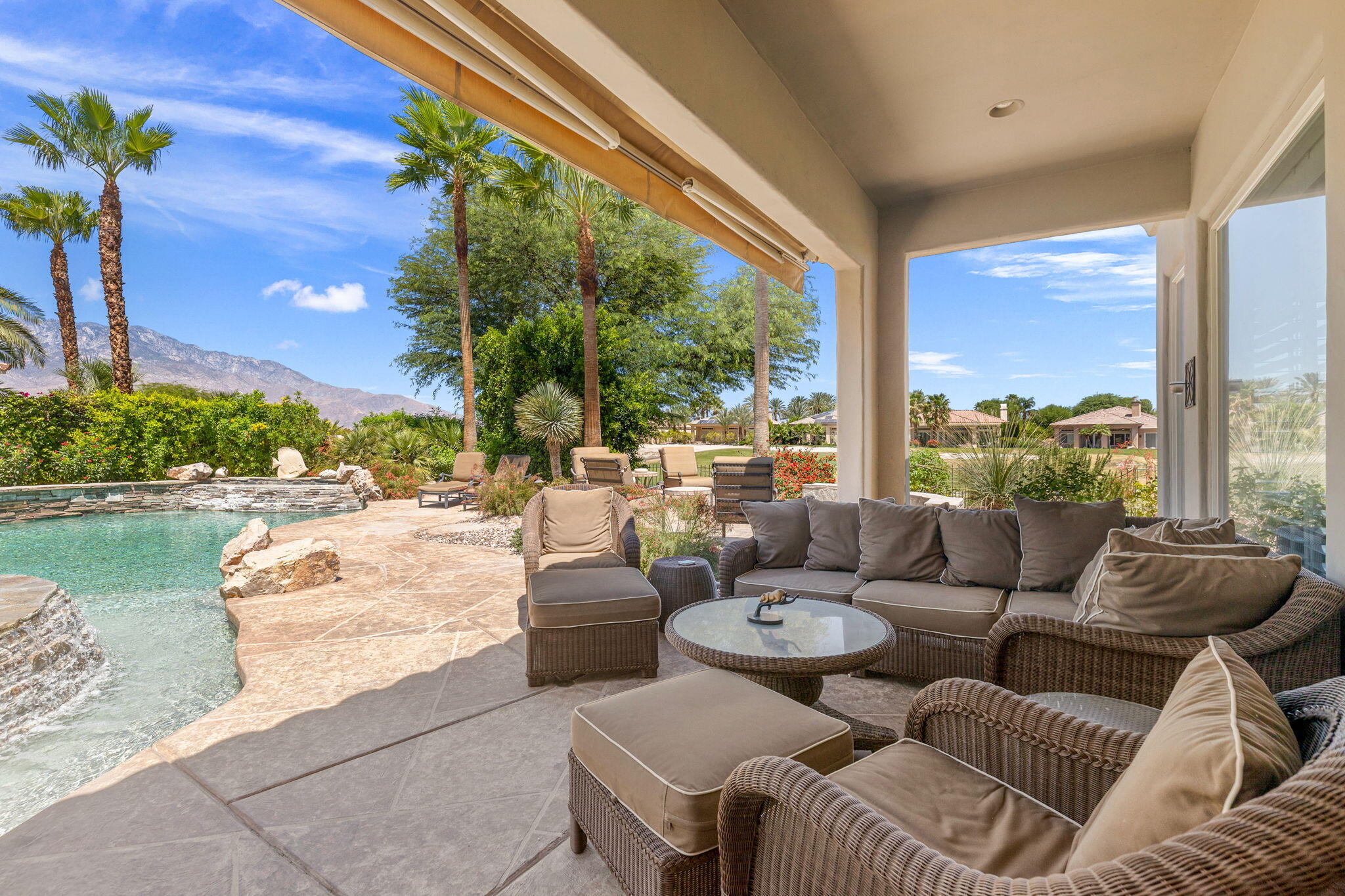 321 Loch Lomond Road Rancho Mirage, CA 92270 - Photo 23 of 66 22-web-or-mls-8M4A9455