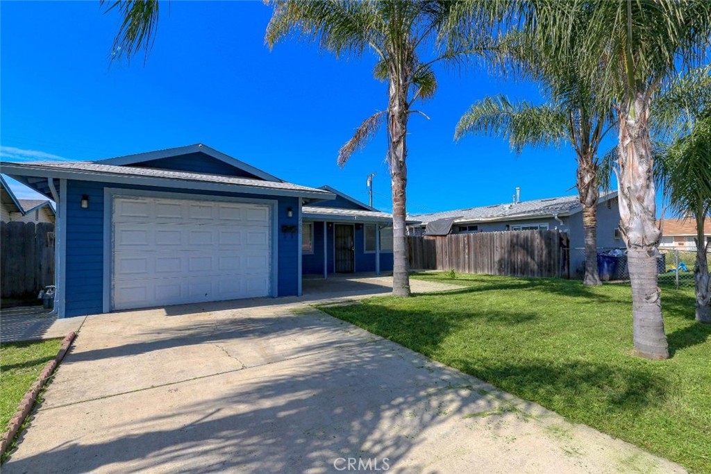 268 East 10th Street Merced, CA 95341 - Photo 2 of 30