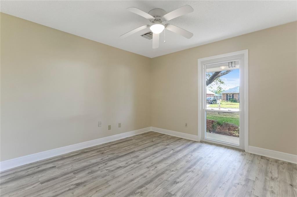 231 Devon Road Laplace, LA 70068 - Photo 18 of 22 Gallery Image 18