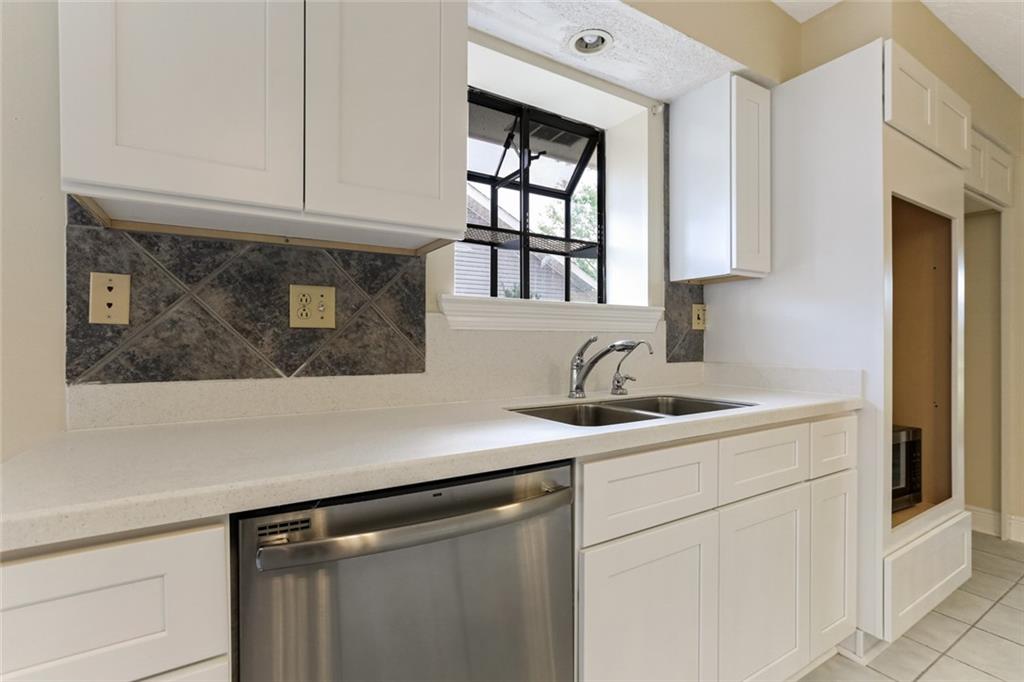 231 Devon Road Laplace, LA 70068 - Photo 8 of 22 Gallery Image 8